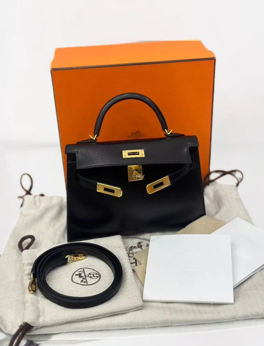 HERMÈS KELLY BAG