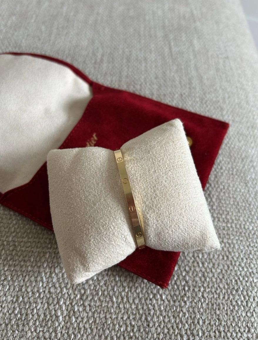 Cartier love